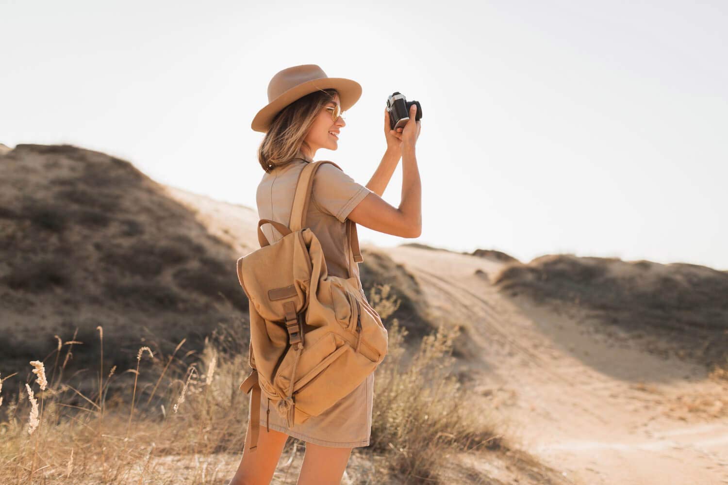 A Women Travel photographer