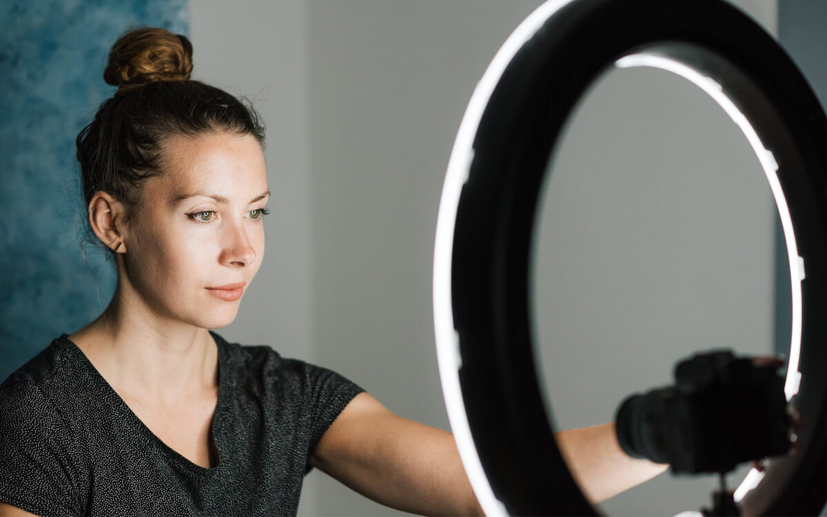 How to Take Great Portraits with a Ring Light