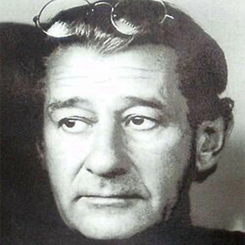 Helmut_Newton_Grave_headshot_crop.jpg